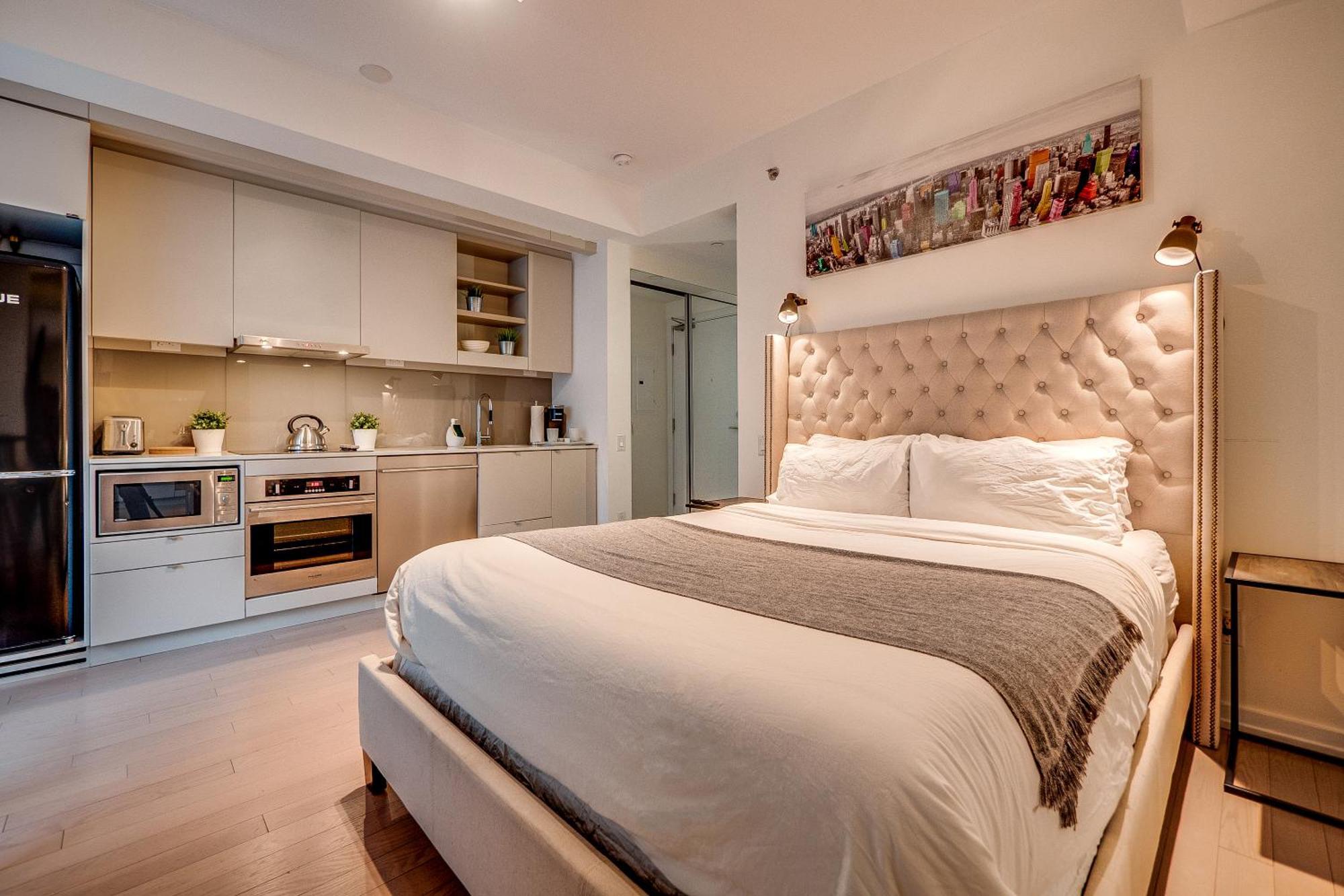 Modern Suite On Peter St - City View Toronto Exterior foto